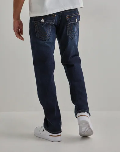 Blå True Religion Ricky jeans i straight fit med femficksdesign