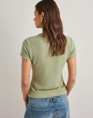 Nelly Knit Slim Tee t-shirts dam – bild 3