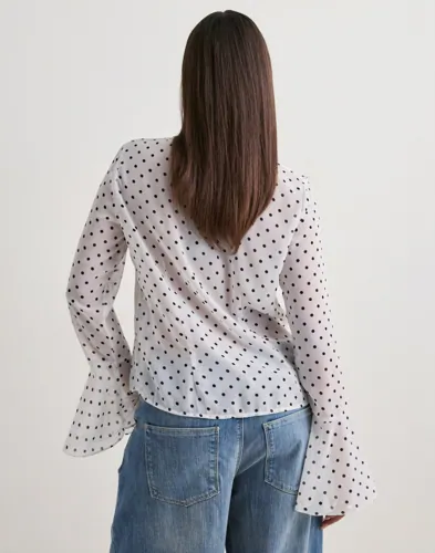 VERO MODA Vmwillow Ls Frill Top Wvn Lcs blusar dam – bild 3