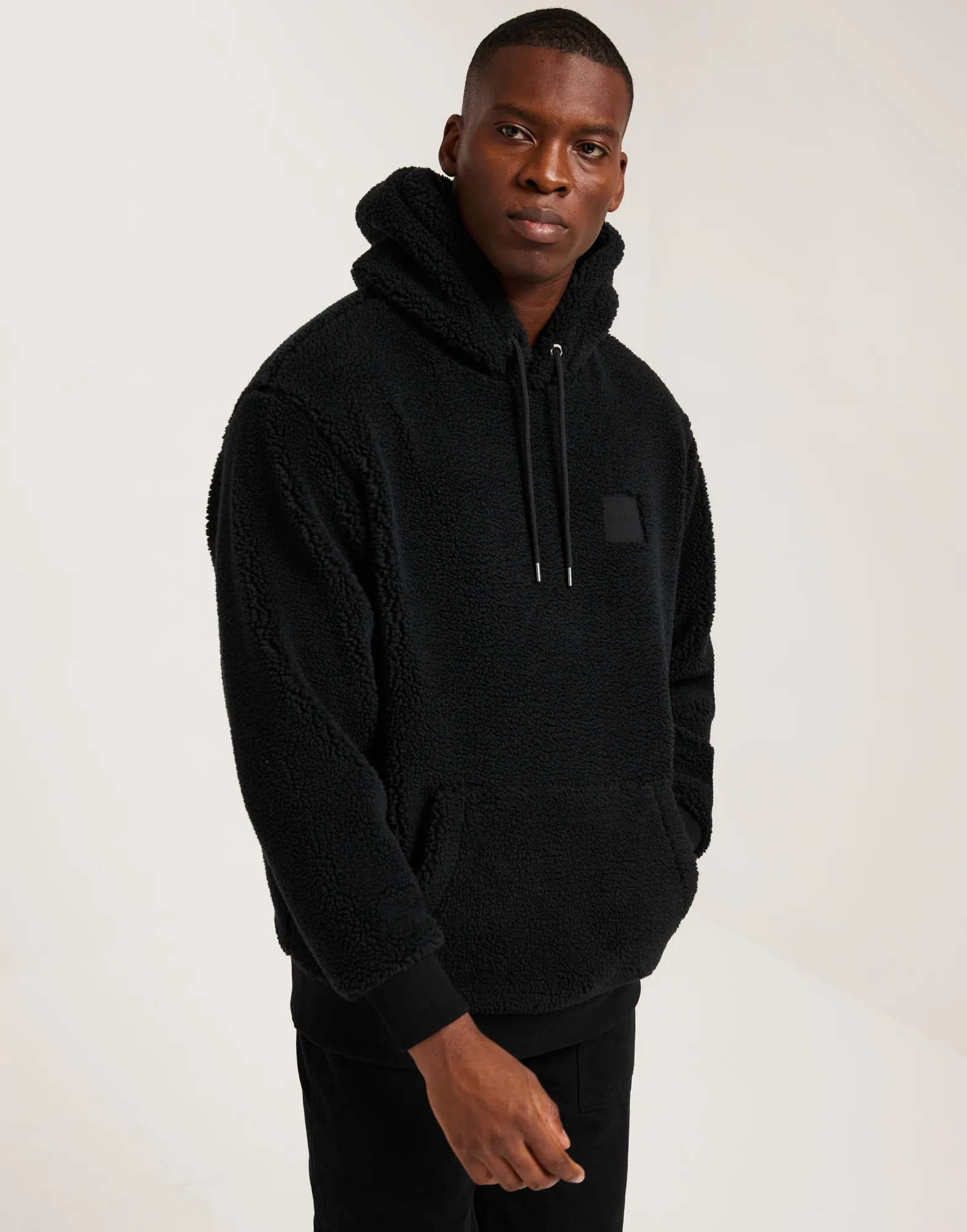 FLEECE HOODIE