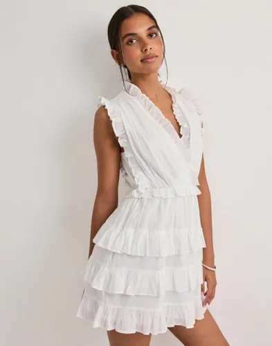 Nelly Adorable Flounce Dress omlottklänningar dam – bild 2