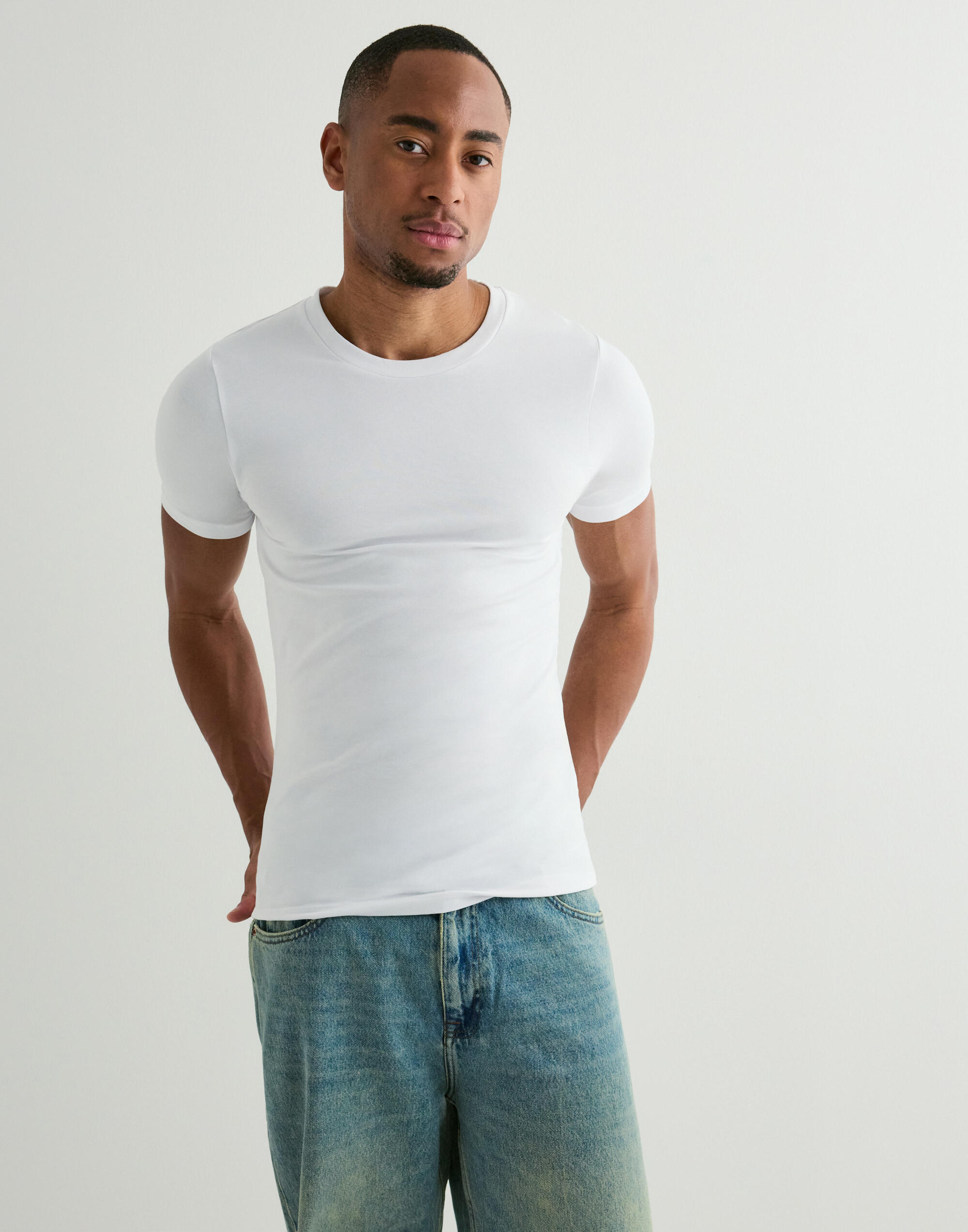 Buy Jack & Jones JORMUSCLE PLAIN TEE SS CREW 2PK MP - XBDI | NLYMAN
