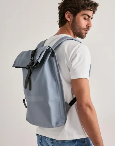 RAINS Rolltop Rucksack W3 Ryggsäckar herr – bild 3