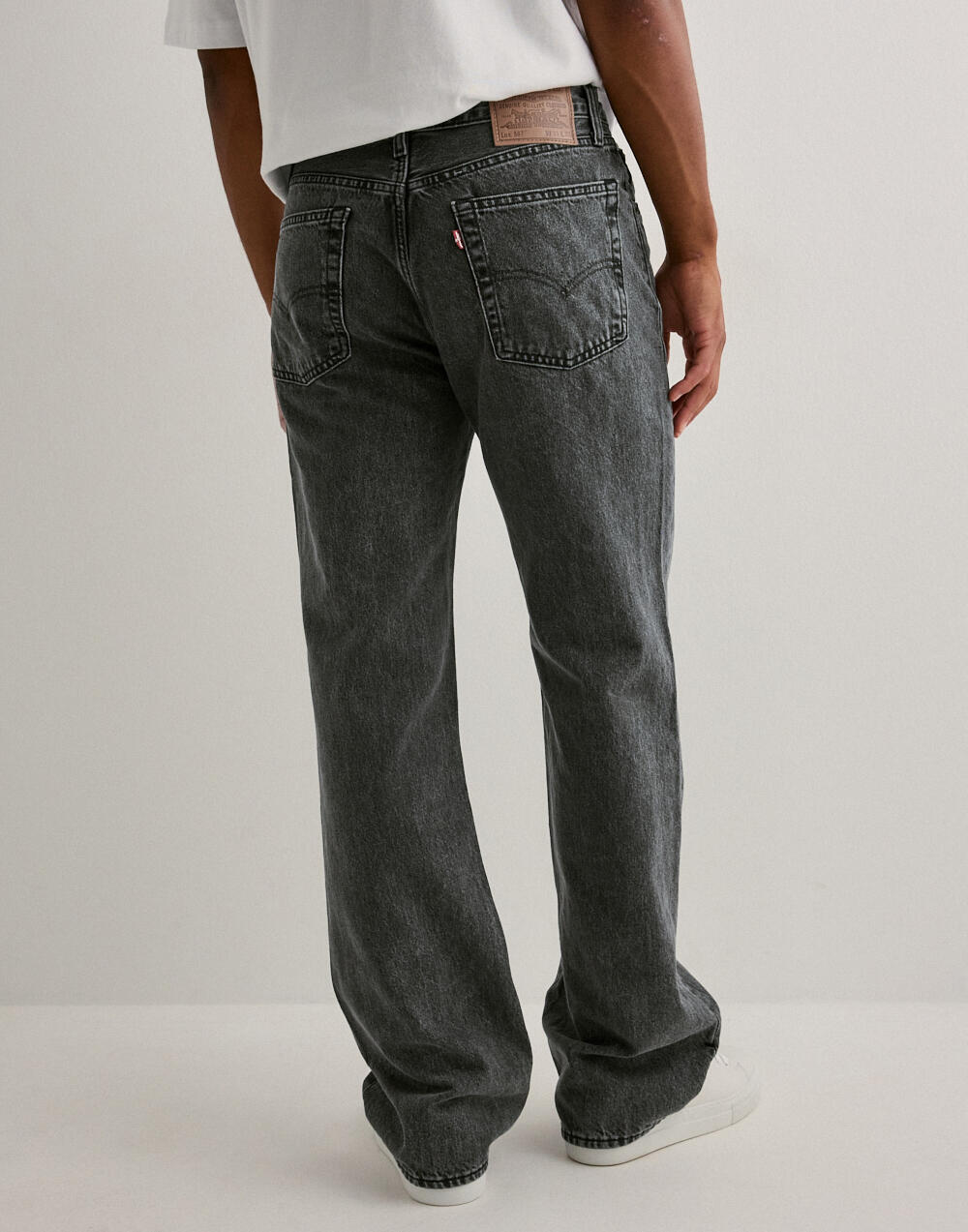 Buy Levi's 567 RELAXED FLARE - Black | NLYMAN