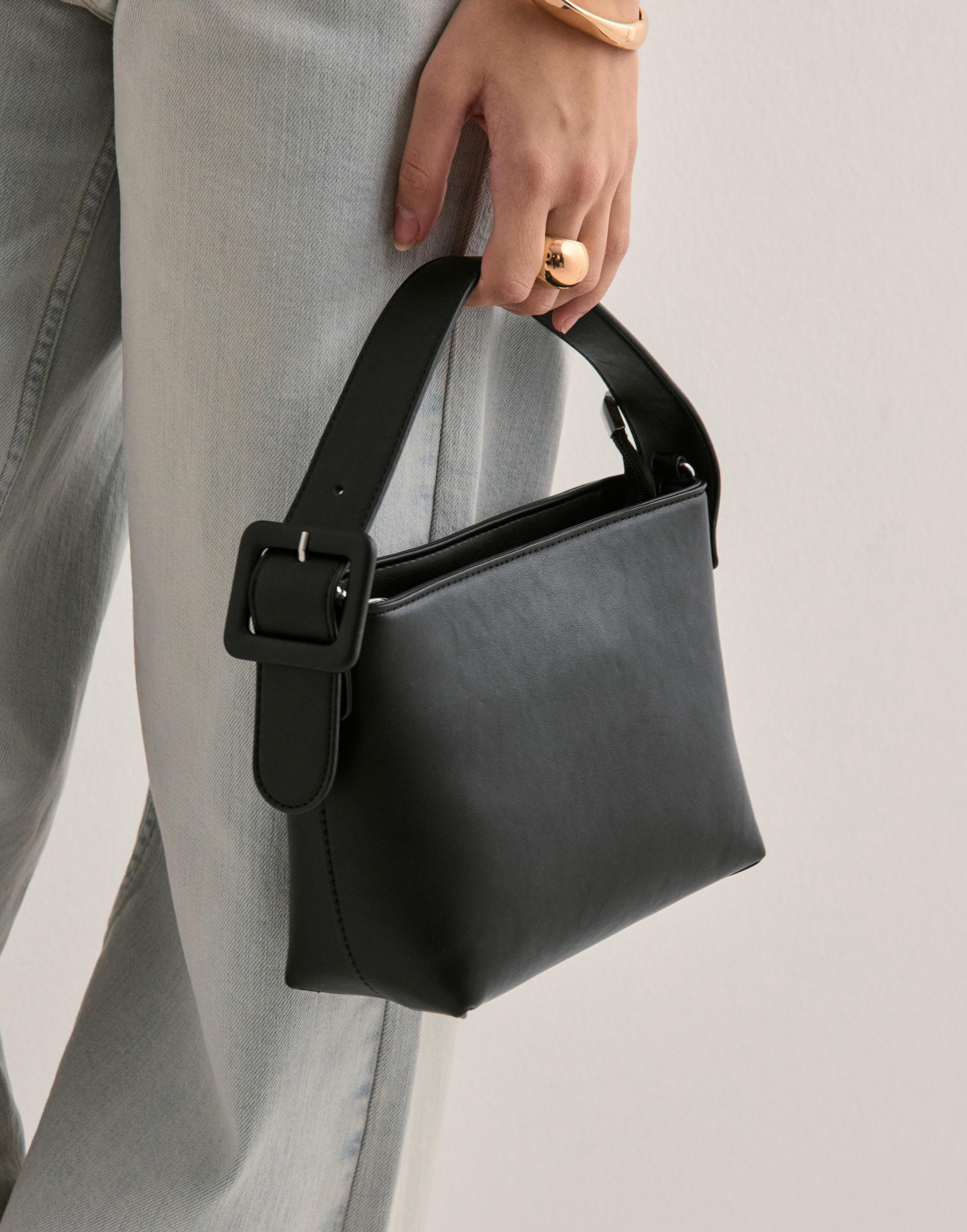 PIECES leren crossbody tas PCNAINA goud | wehkamp