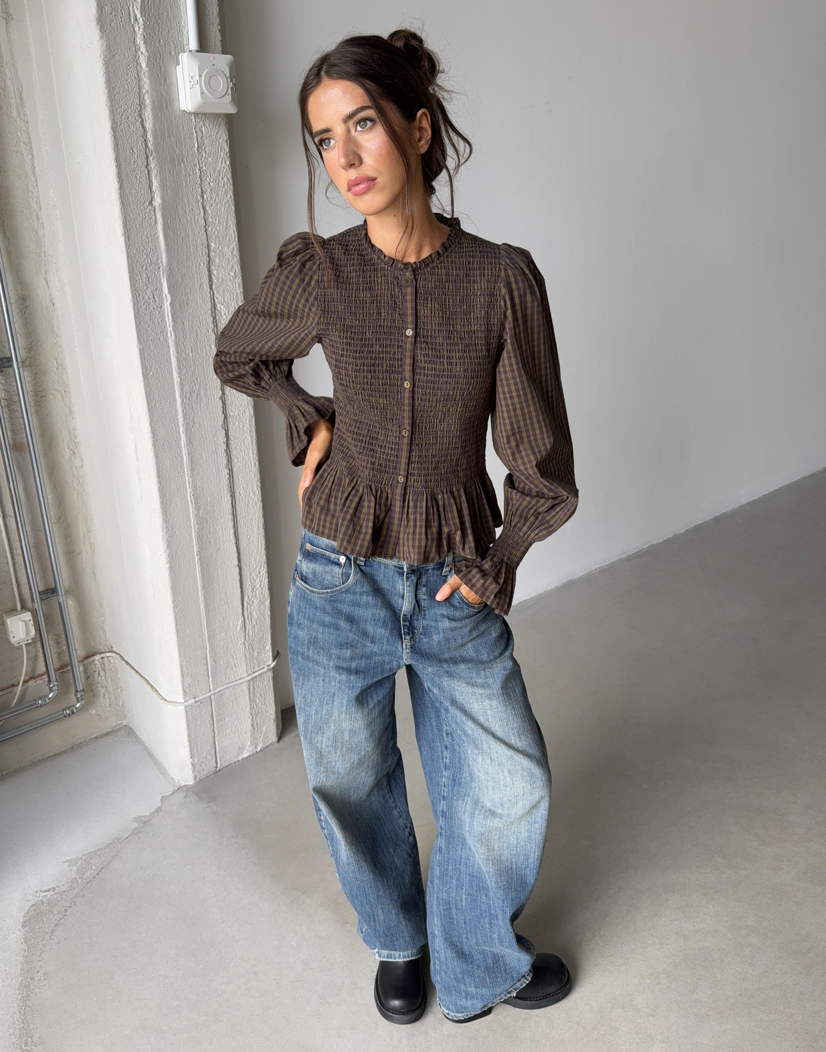Puff sleeve blouses for women - Trendy romantic styles | Nelly