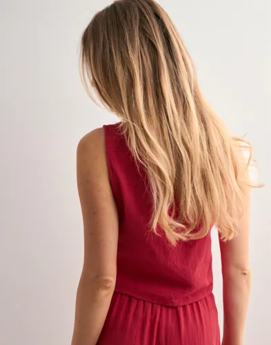 PIECES Pcsastina Sl Cropped Top Wvn Bc toppar dam – bild 3