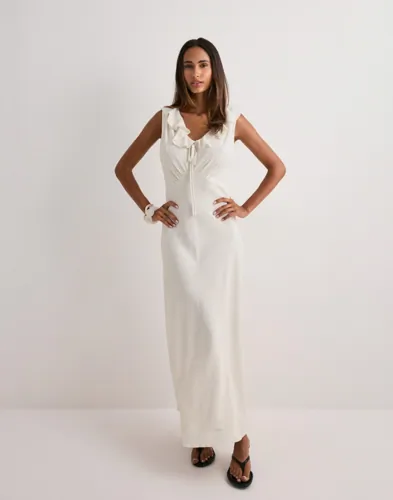 Neo Noir - Vit - Jasma Linen Dress — produktbild