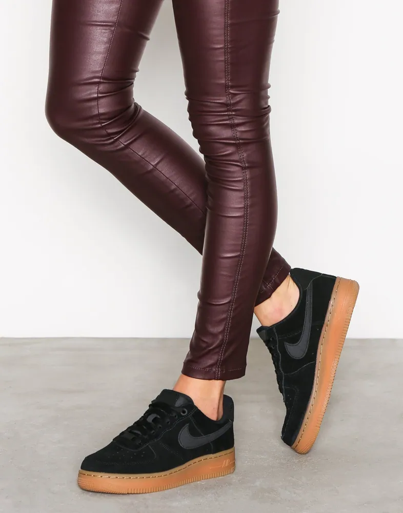 Buy Nike Air Force '07 SE Black