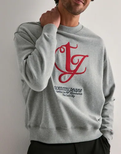 Grå sweatshirt från Tommy Jeans med rund hals och monogramlogga