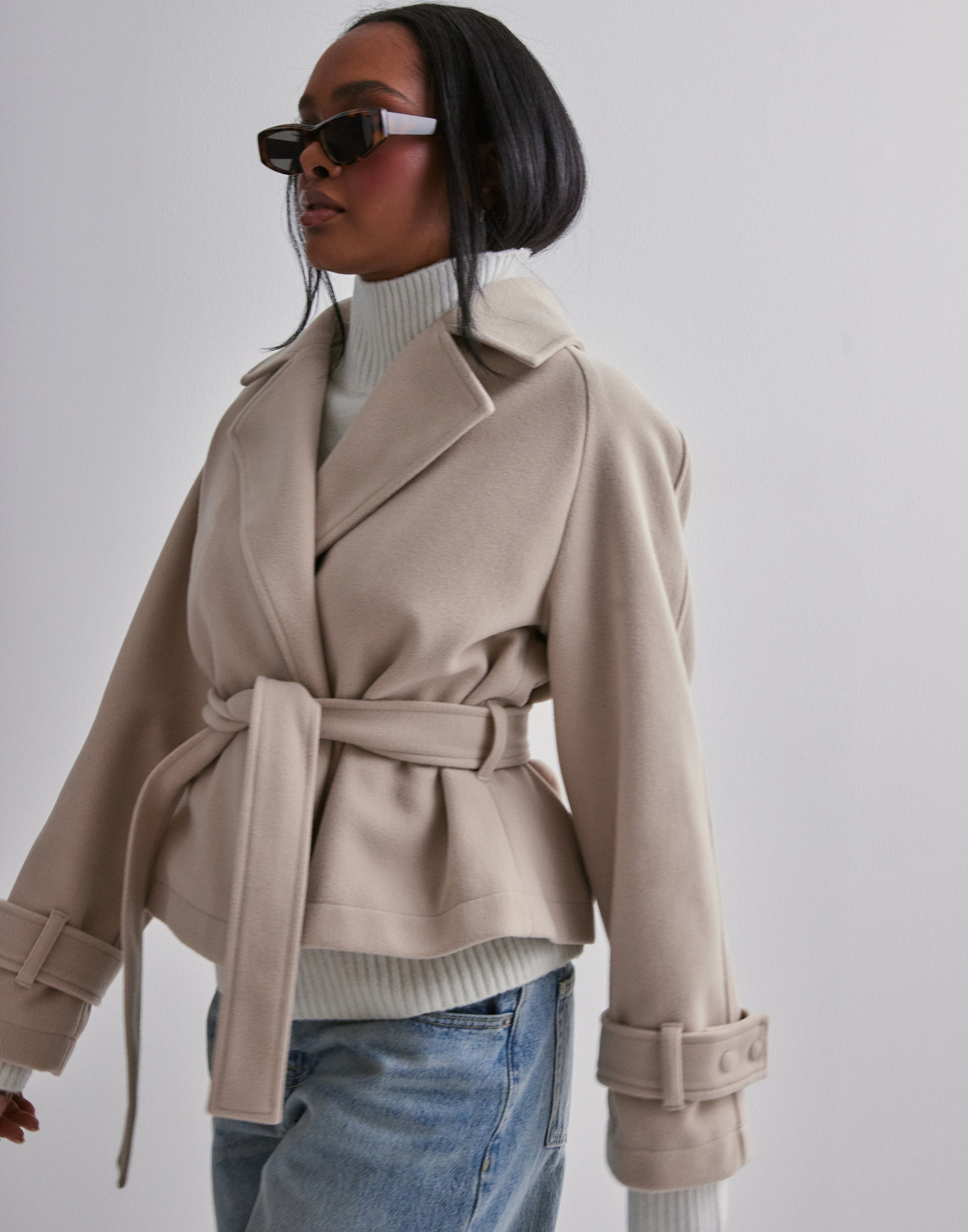 Nelly - Beige - Short Belted Jacket