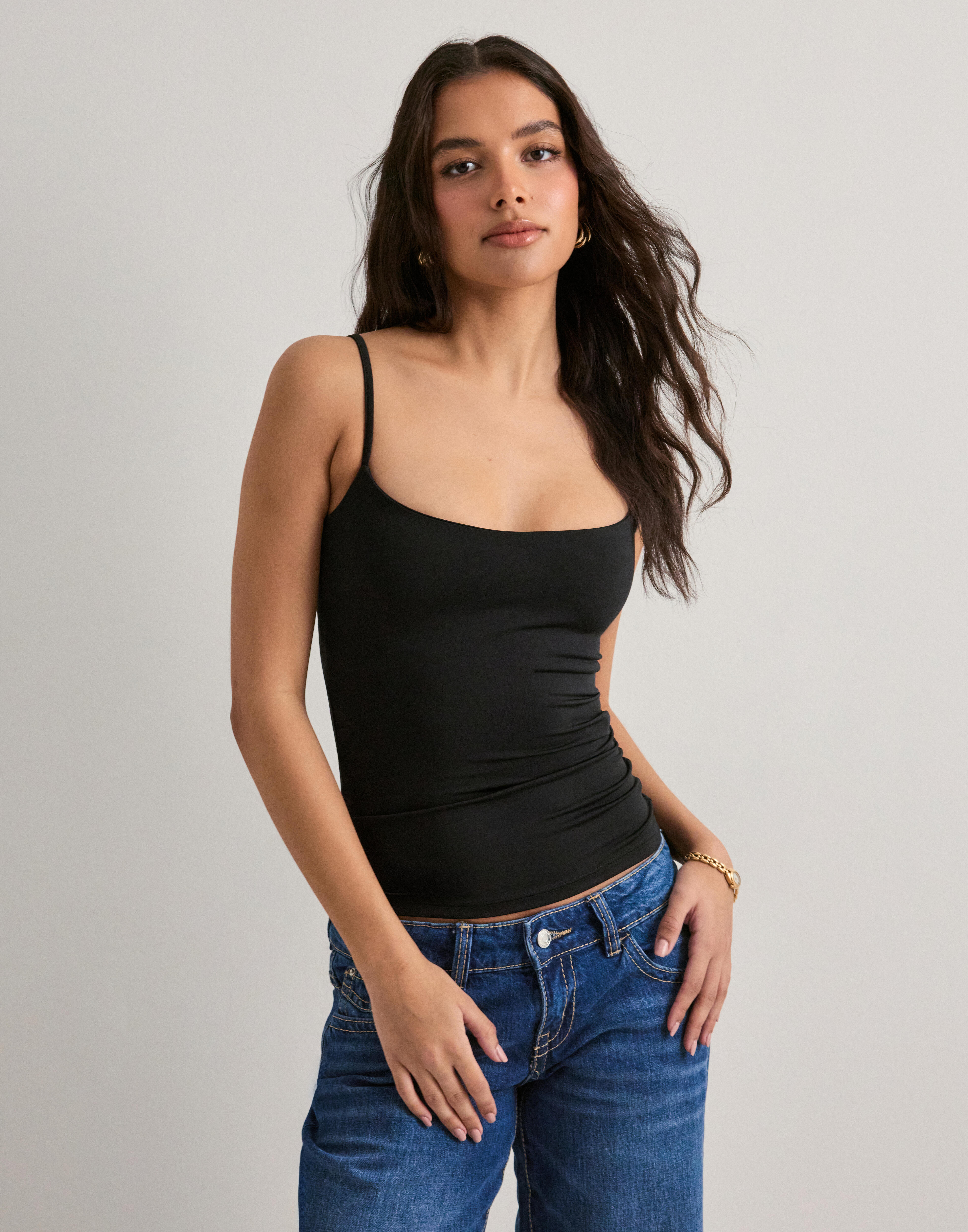 トップス CLANE PILE FLARE TANK TOPS Tank tops for women - Must-have sleeveless styles | Nelly