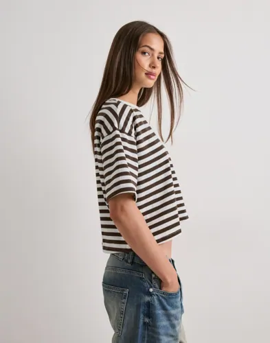 PIECES Pcsadie 2/4 Boxy Tee Jrs Noos t-shirts dam – bild 2