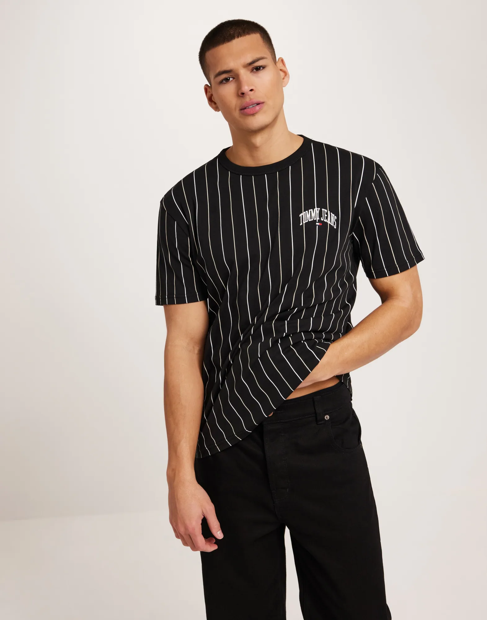 TJM REG VARSITY PINSTRIPE TEE