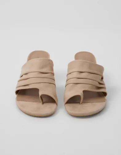 Rushed Body Wedge Heel 3