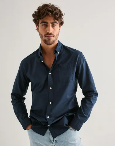 Blå oxfordskjorta från Jack & Jones med button down-krage