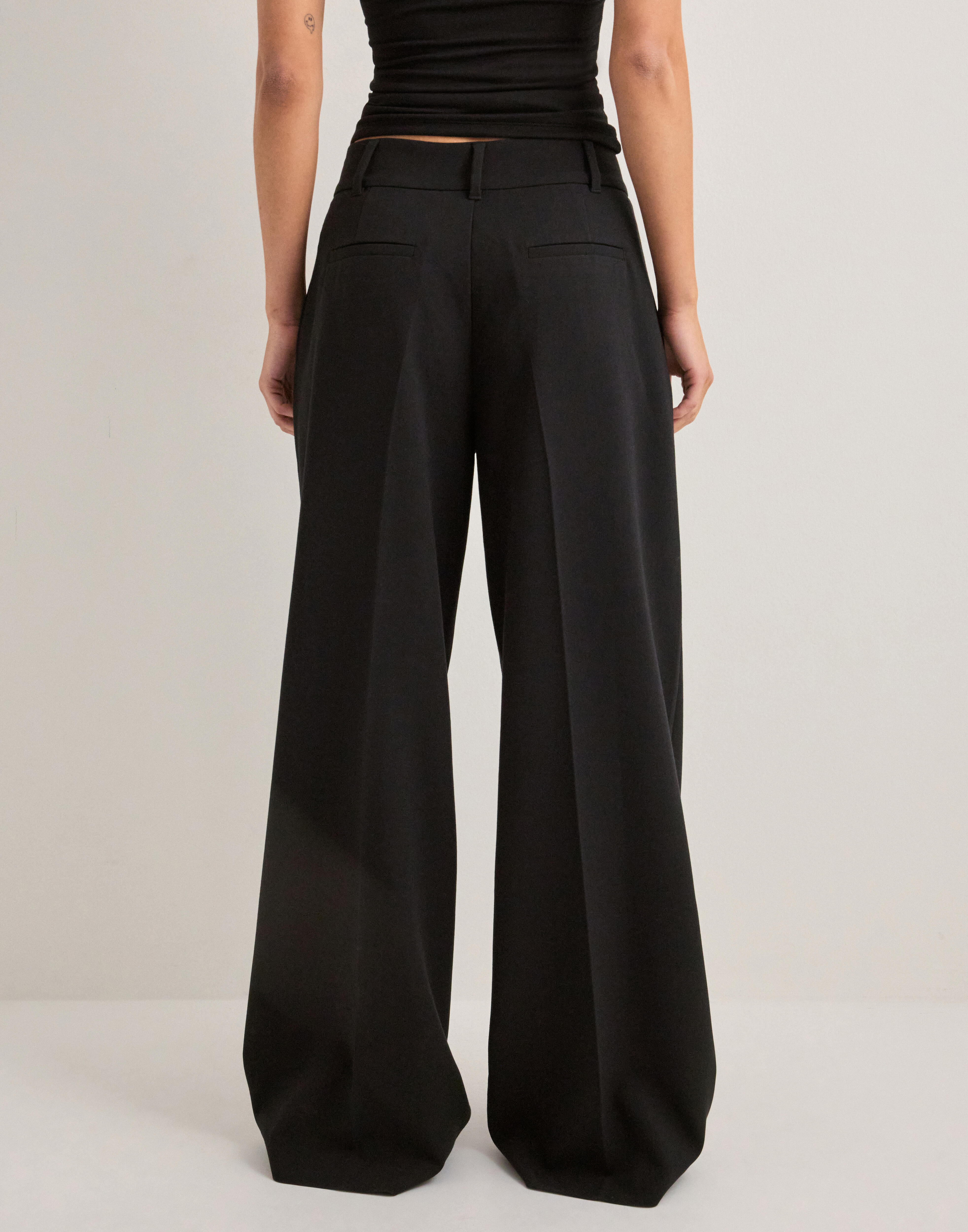Wide suit pants