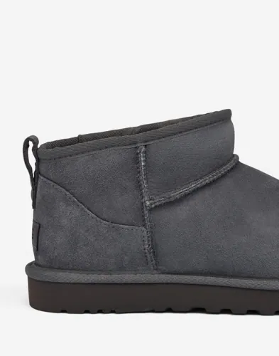 UGG M Classic Ultra Mini Vinterskor herr – bild 2