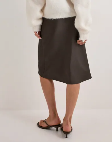 NEO NOIR Mindie Heavy Sateen Skirt midikjolar dam – bild 2