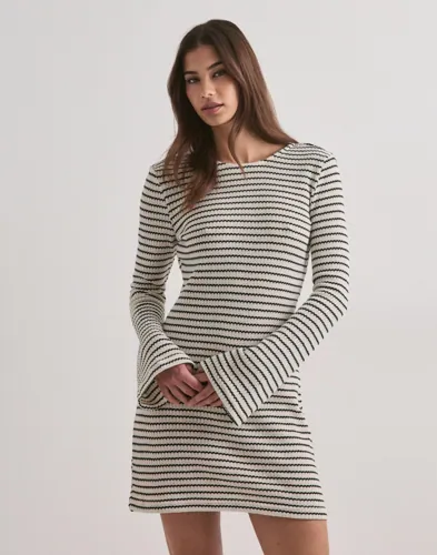 Vero Moda - Vit - Vmohia Ls Short Dress Jrs