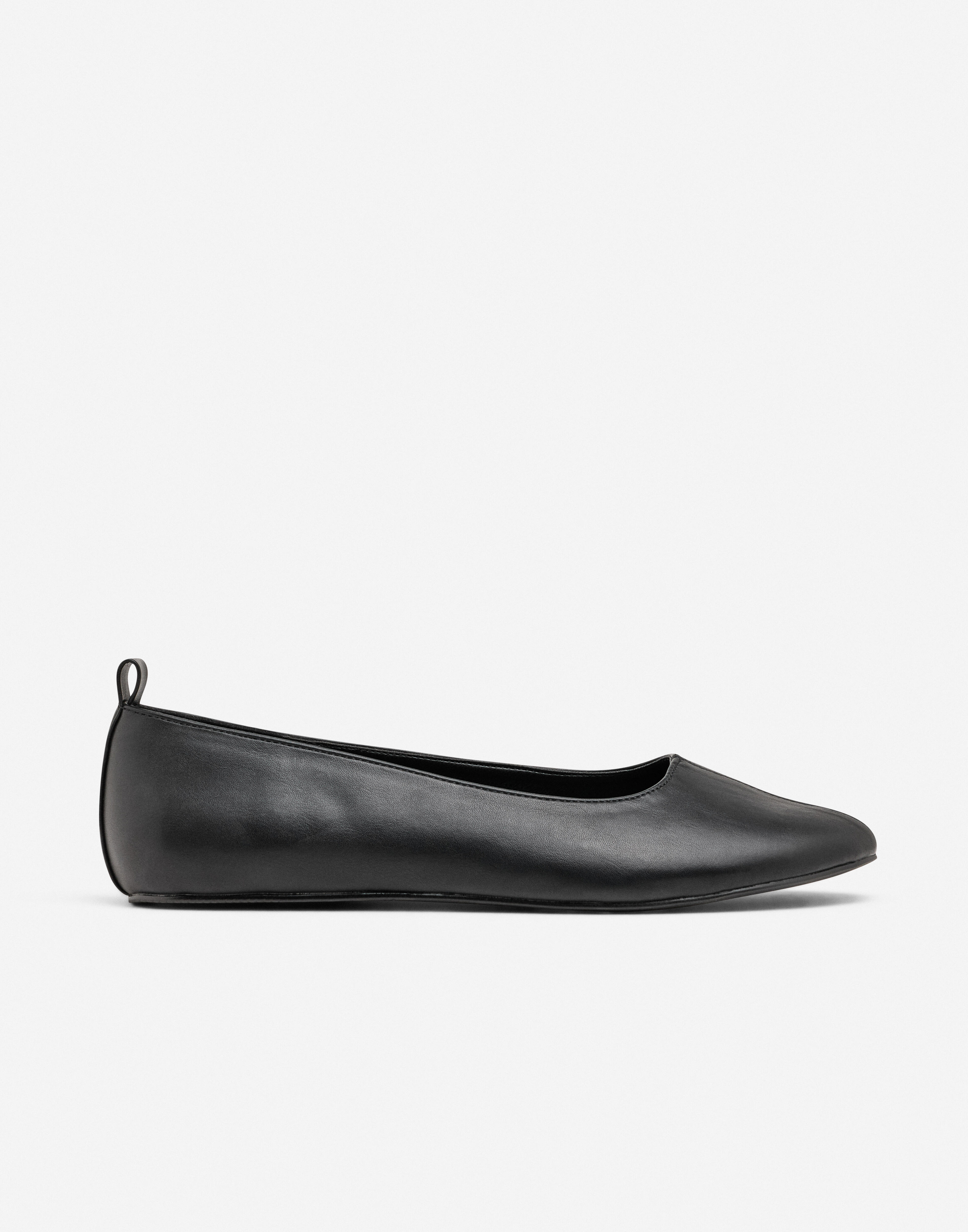 Flat ballerina shoes