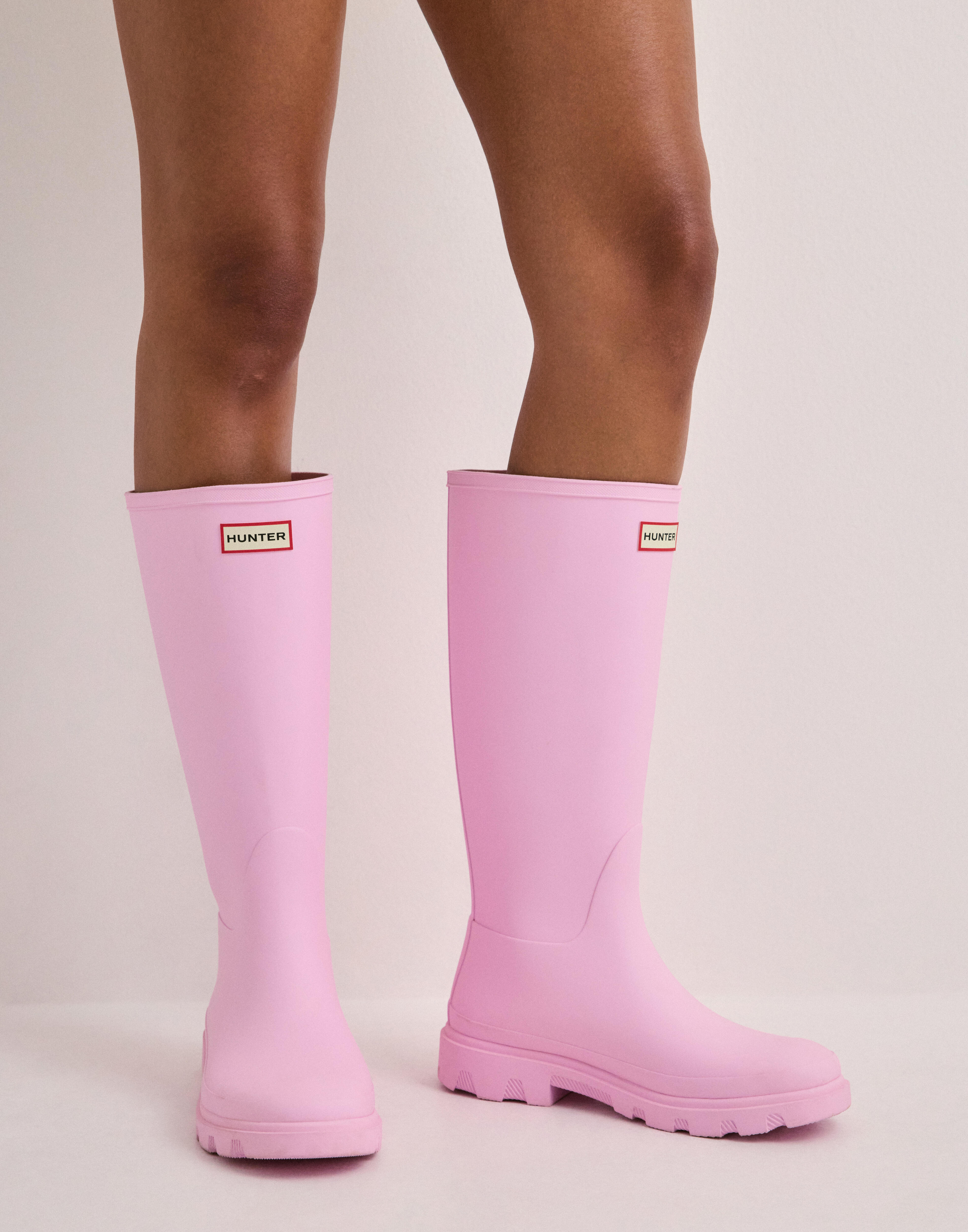 Buy Hunter UNISEX DOWNPOUR TALL BOOT - Pink | Nelly.com