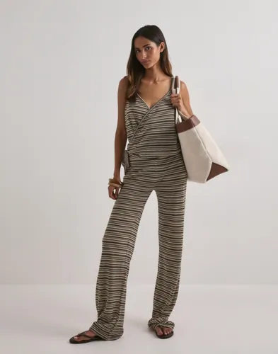 Nelly Chill Stripe Wrap Top toppar dam – bild 3