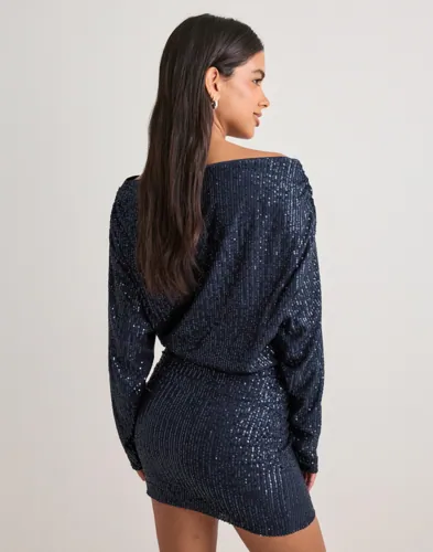 Slouchy Sequin Dress 3