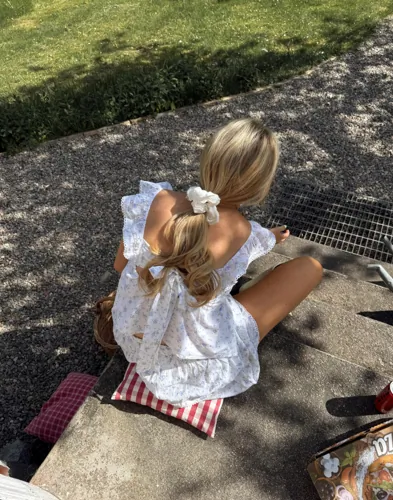 Nelly - Blå - Lace Detail Frill Top