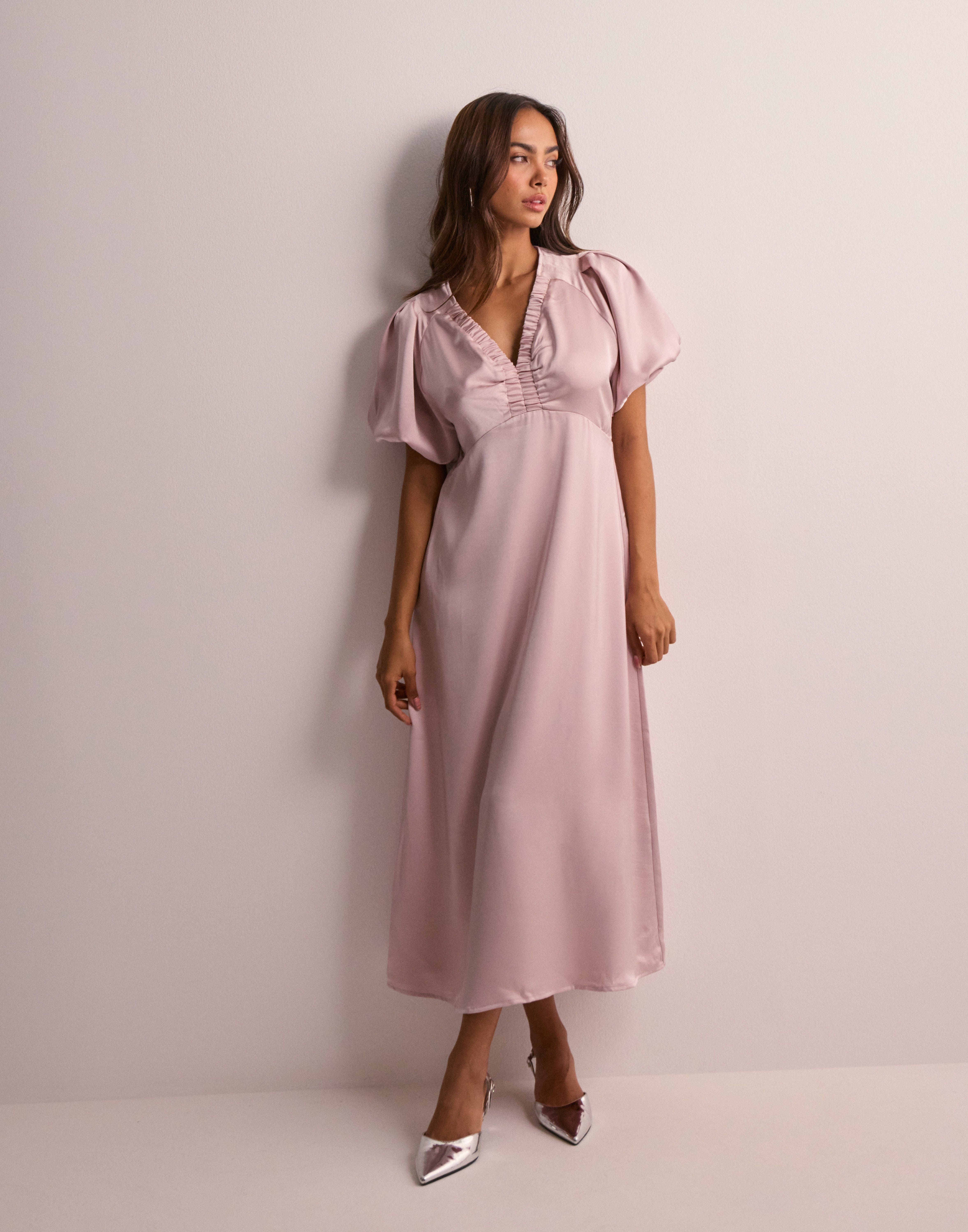 Neo Noir - Pink - Illana Heavy Sateen Dress