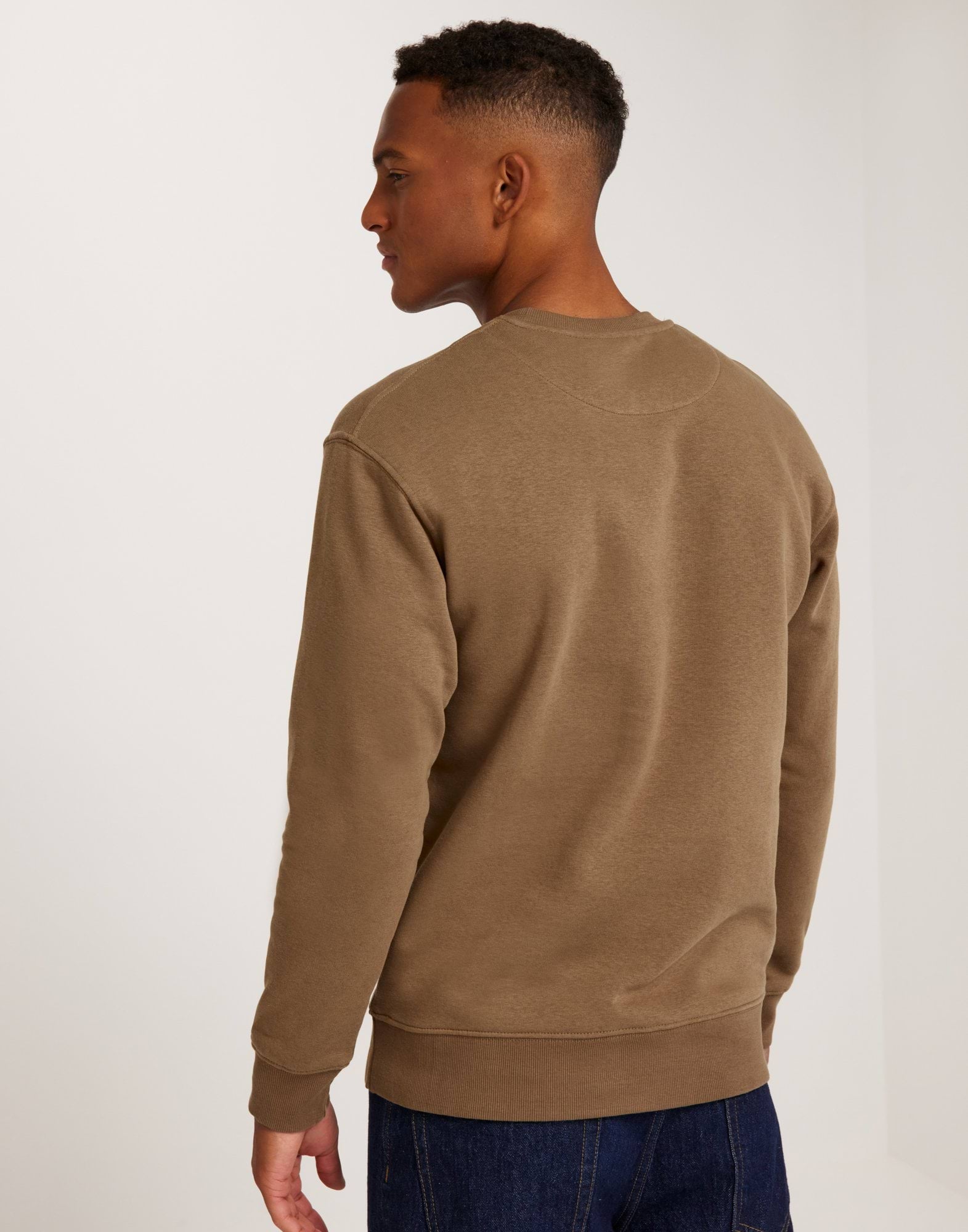 JJESTAR BASIC SWEAT CREW NECK NOOS