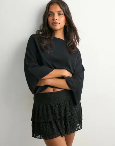 Nelly - Sort - Wonderful Lace Mini Skirt