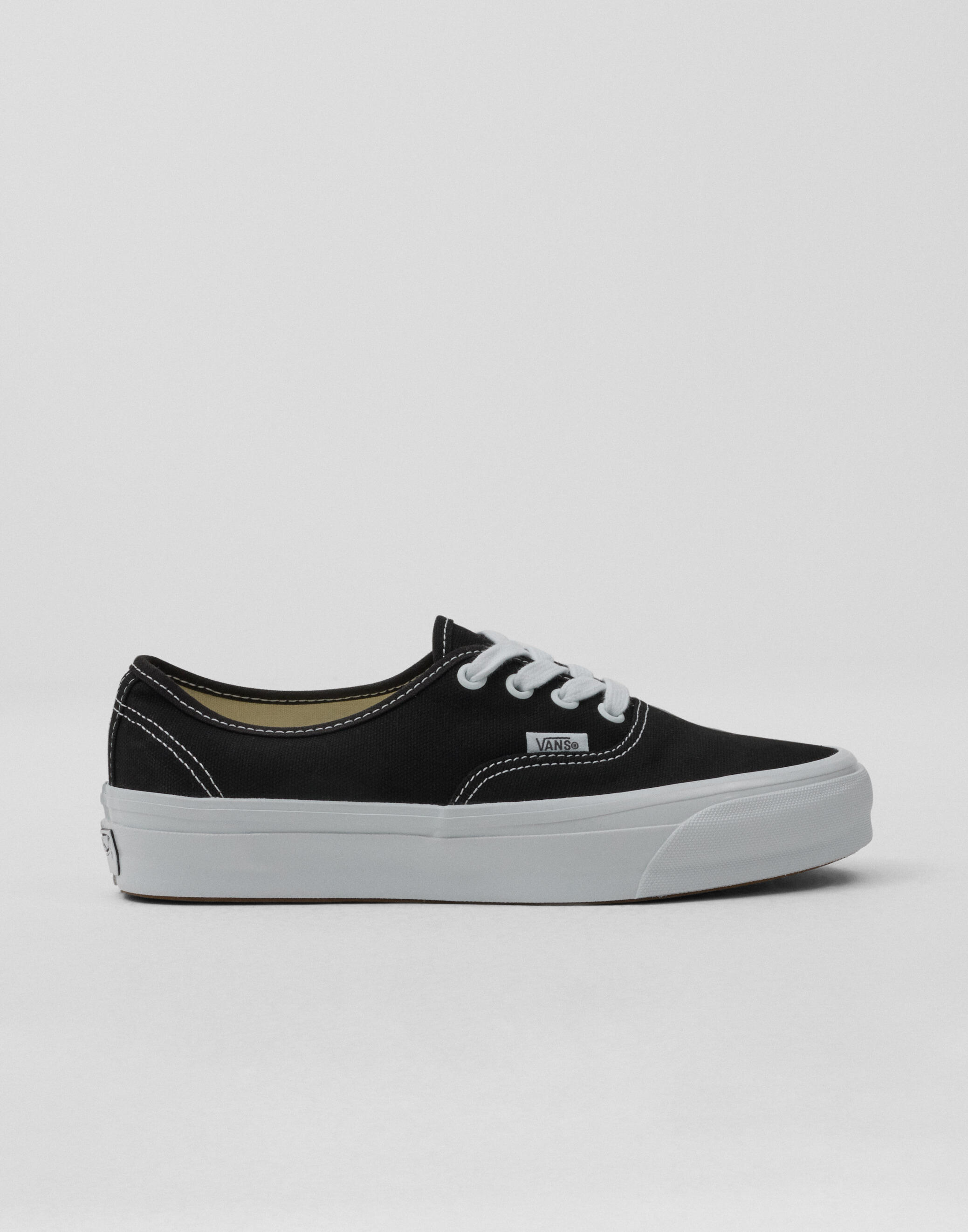 【新品 27cm】Vans Lx Authentic Reissue 44 Buy VANS Lx Authentic Reissue 44 Lx - Black/White | Nelly.com