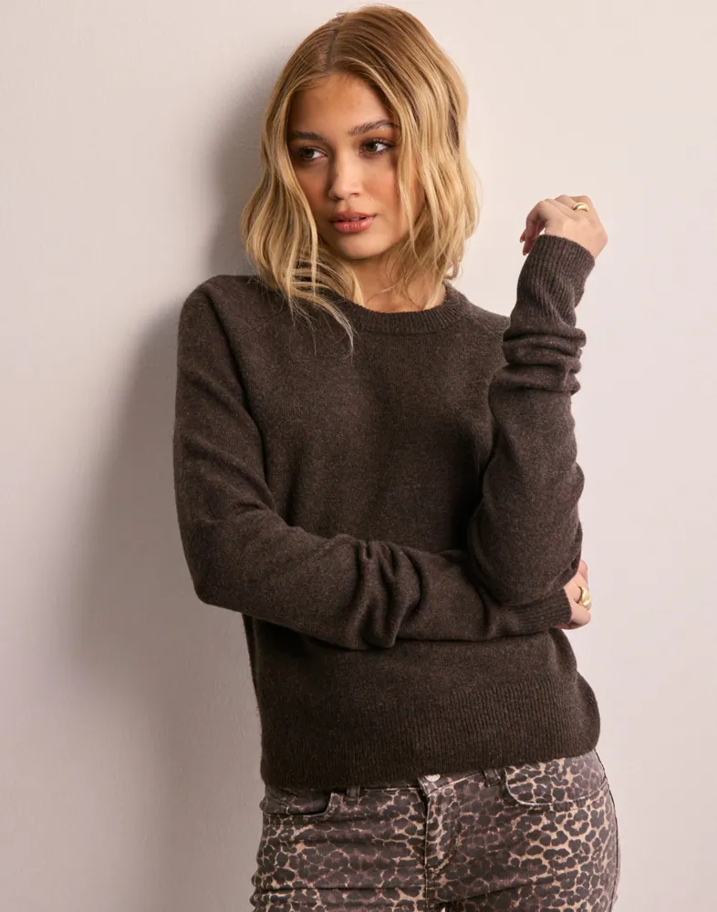 Regular Round Neck Knit Sweater