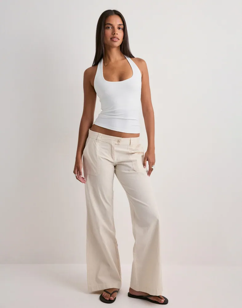 Nelly Built In Bra Halterneck Top toppar & linnen dam – bild 3