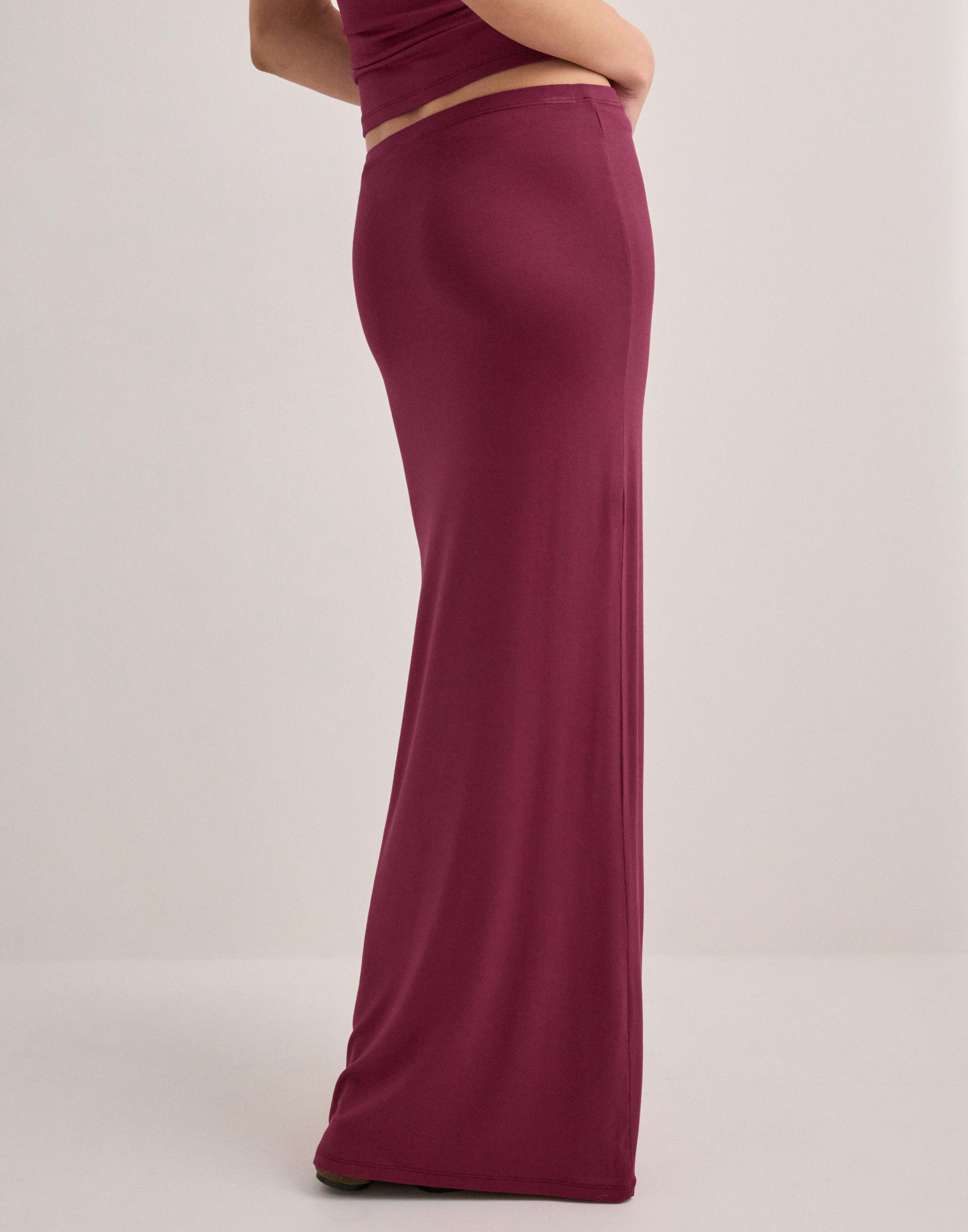Low Waist Maxi Skirt