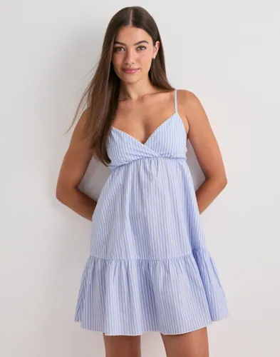 Nelly - Blå - Lace Detail Dress
