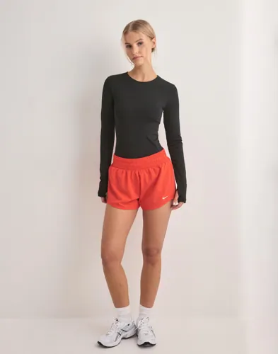 NIKE W Nk One Df Mr 3in Br Short träningsshorts dam – bild 2