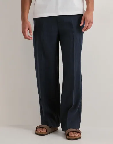Que Sera Sera Logan Loose Linen Pant Linnebyxor herr – bild 2