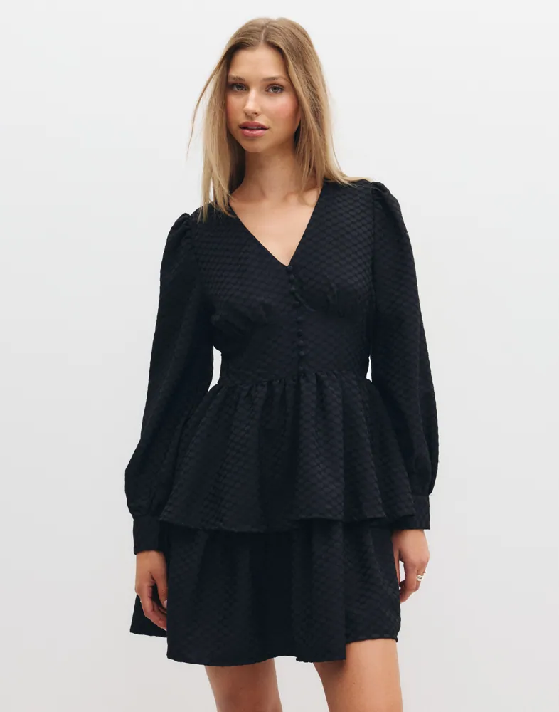 Short Dresses for Women - Trendy & Elegant