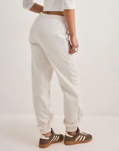 Classic Sweatpants 2