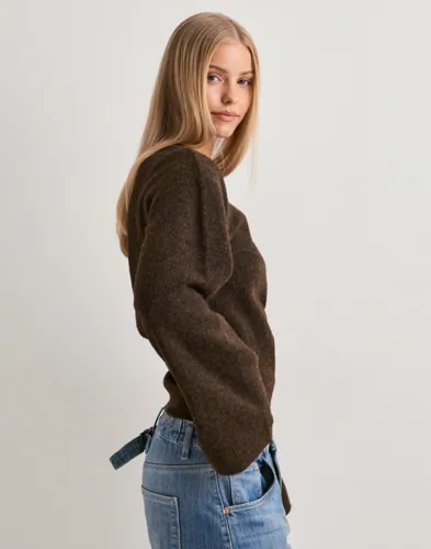 Nelly - Brun - Tight Waist Knit Sweater