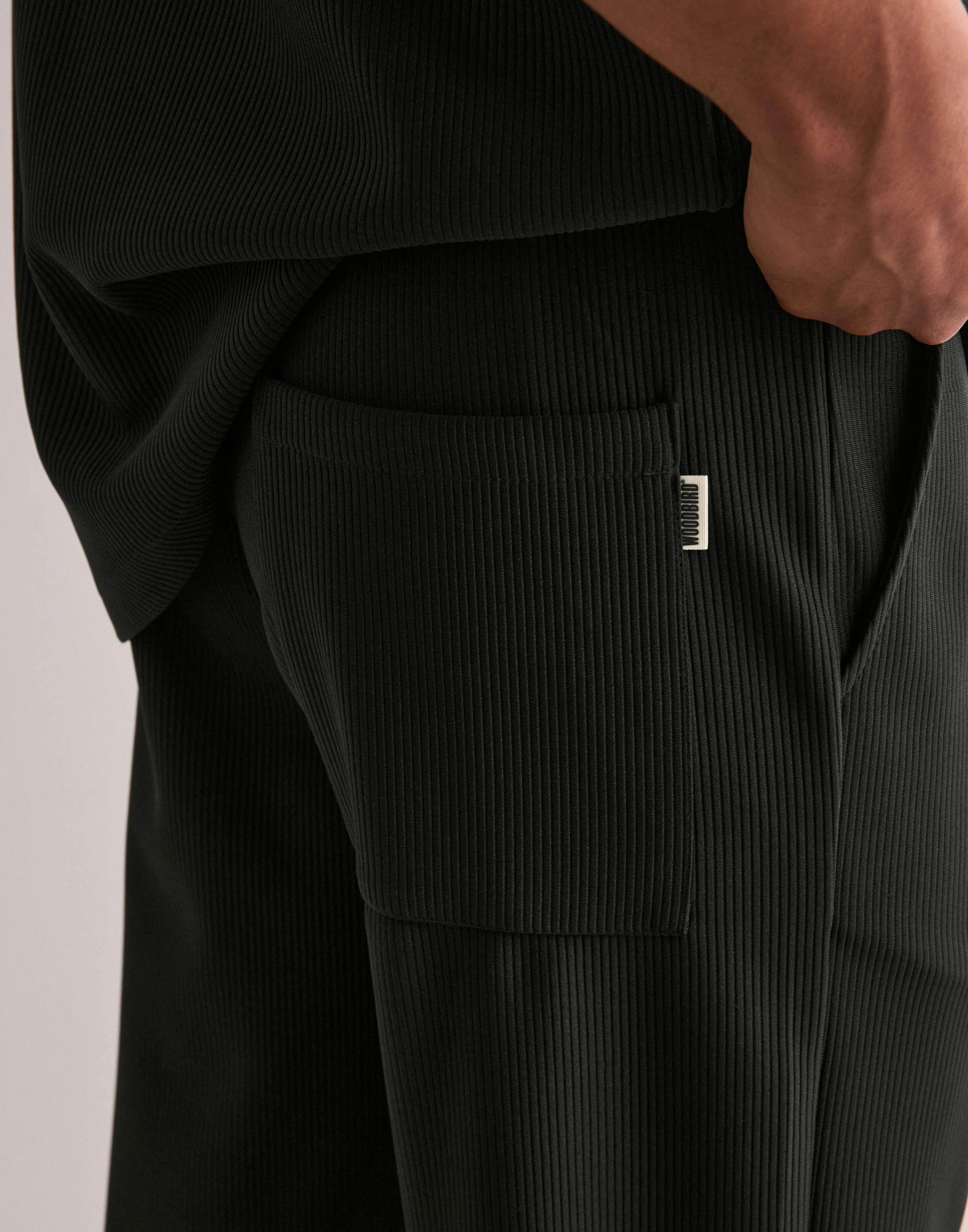 Buy Woodbird WBIvo Plisse Pant - Black | NLYMAN