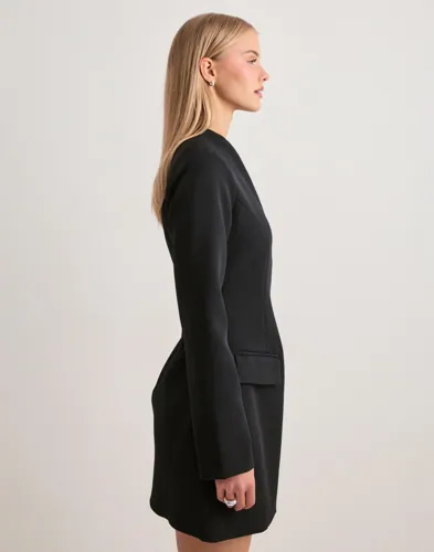MALINA Leanna High Neck Mini Dress korta klänningar dam – bild 2