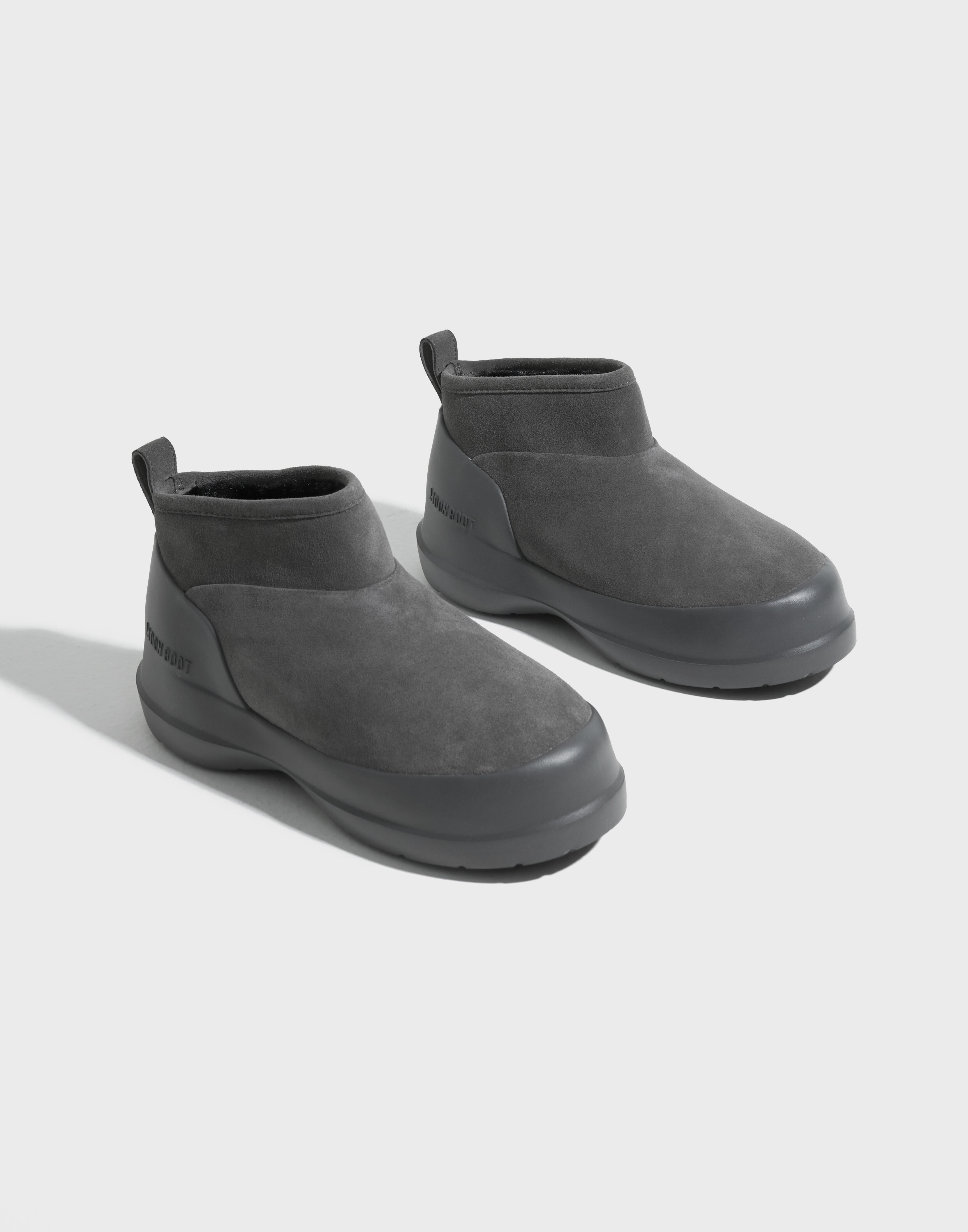 Buy Moon Boot MB LUNA LOW BOOT SUEDE - Anthracite | Nelly.com