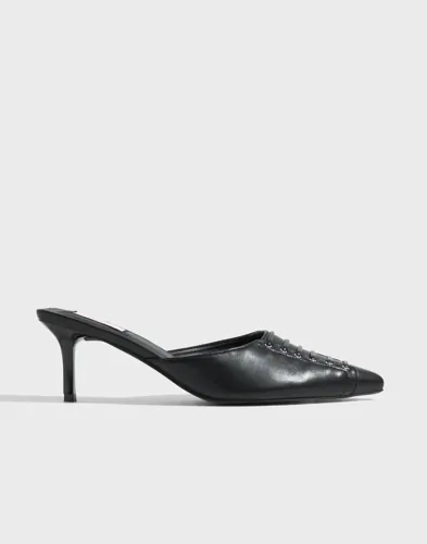 Pointy Lacing Mule 2