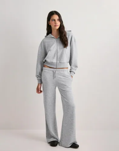 Perfect Drawstring Joggers 2