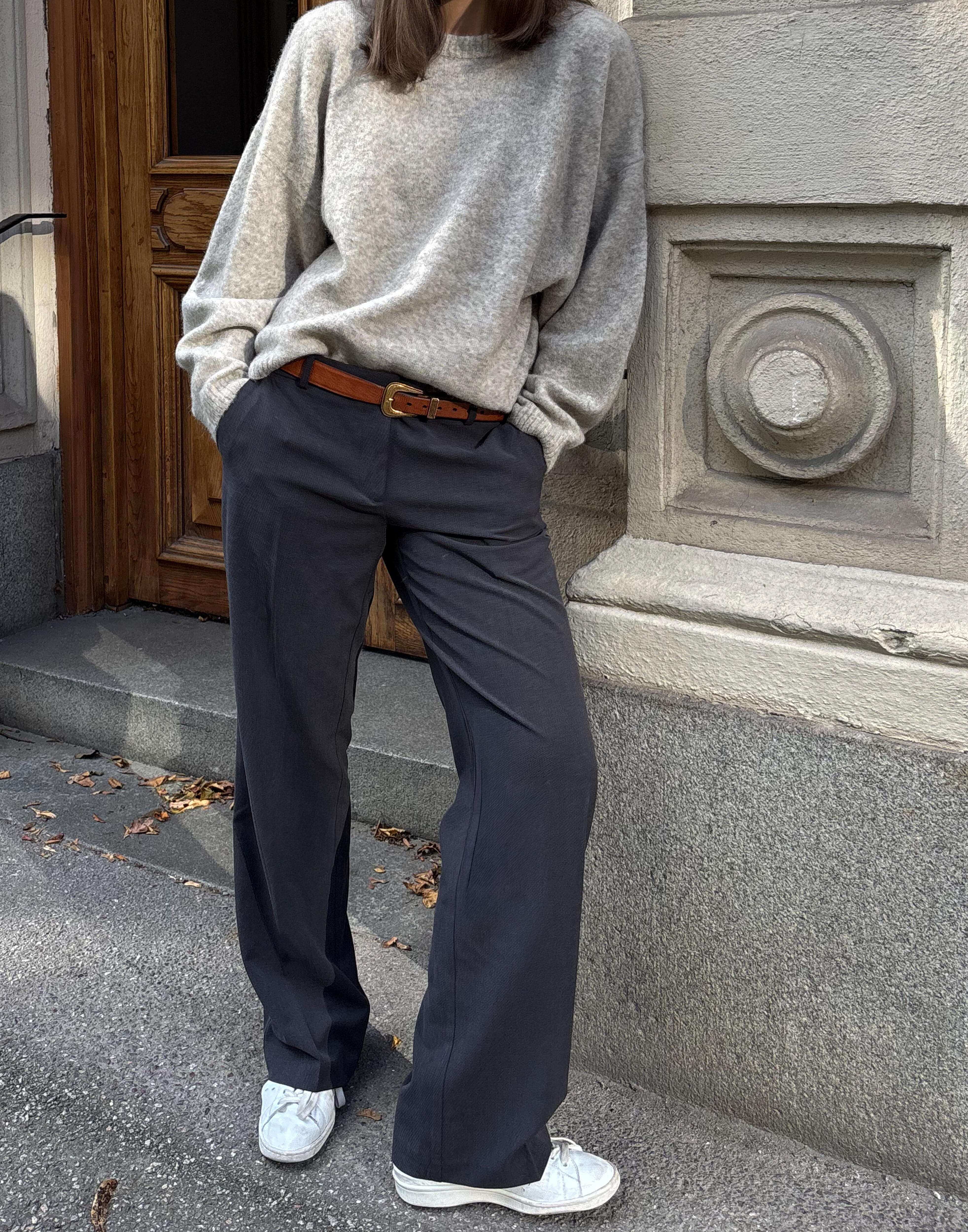 Low waist relaxed suit pants