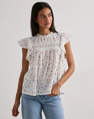 Vero Moda - Blommig - Vmtrine Sl Lace Top Wvn Ga Noos