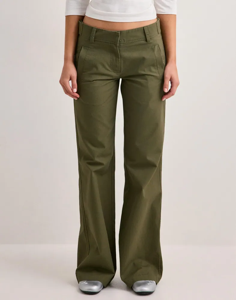 Nelly Loose Flare Cargo Pants byxor dam – bild 3